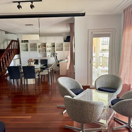 Bascuas House With Ocean Views Aios