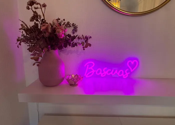 Hébergement de vacances Bascuas House With Ocean Views *