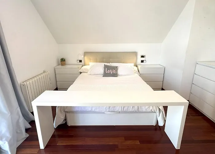 Hébergement de vacances Bascuas House With Ocean Views Aios