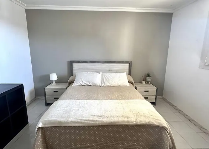 Bascuas House With Ocean Views Hébergement de vacances *