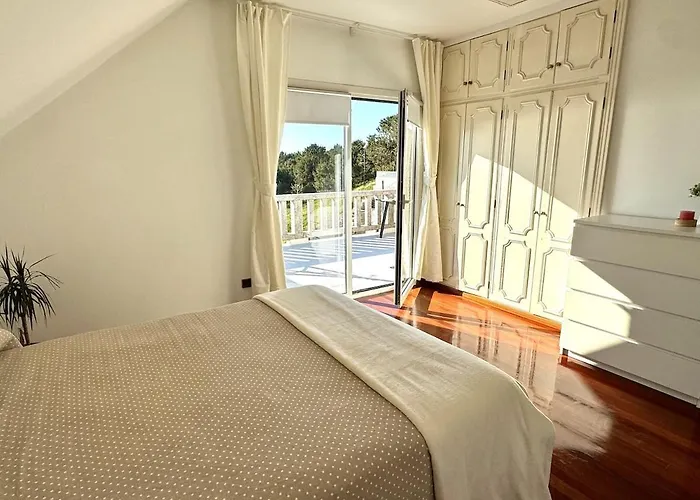 Hébergement de vacances Bascuas House With Ocean Views Aios