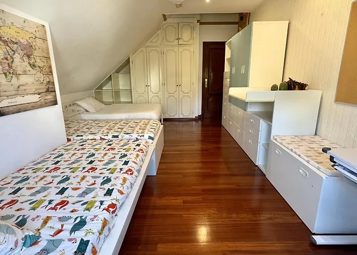 Bascuas House With Ocean Views *