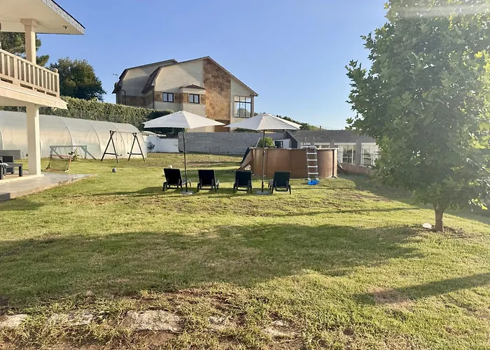 Bascuas House With Ocean Views Hébergement de vacances *